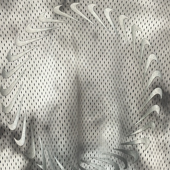 Nike Woman’s SPTCAS Short Sleeve Jersey Pullover Shirt. Plus Size 2X. Grey. - Picture 6 of 14